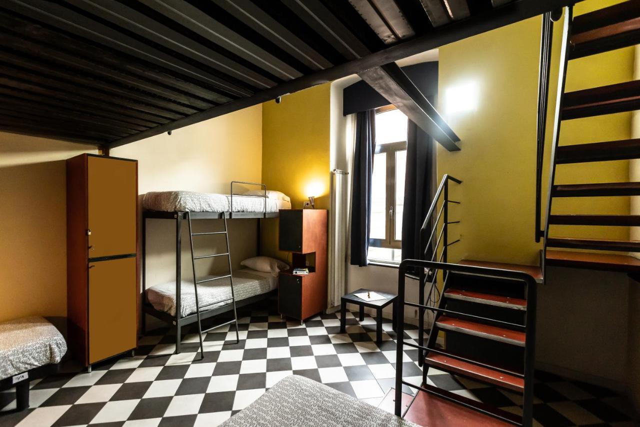 Fabric Hostel Portici